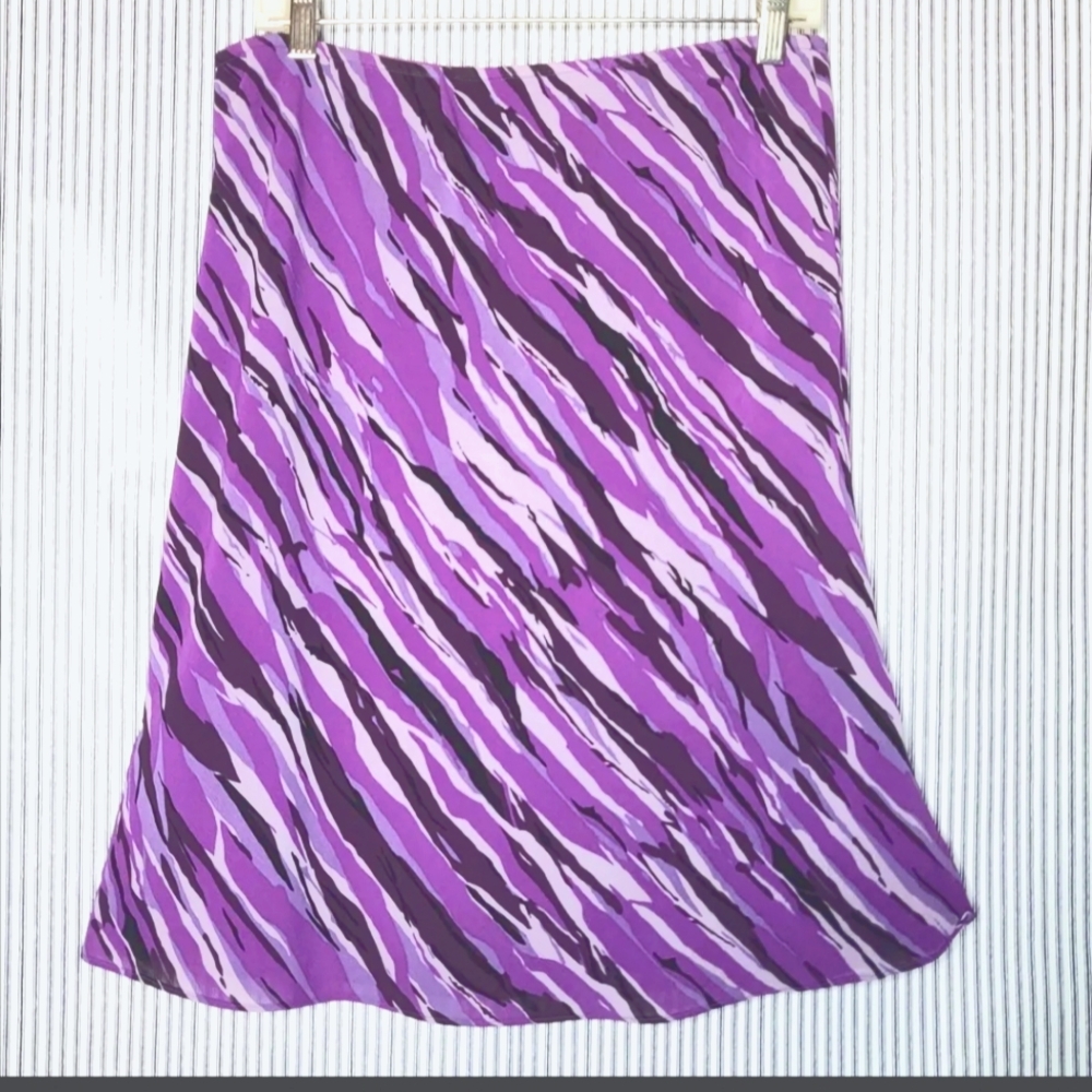 New York & Company Purple Violet Black Lilac Zebra Print Striped Skirt